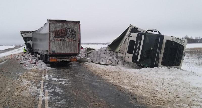 С пятницы по воскресенье на рязанских дорогах погибли двое