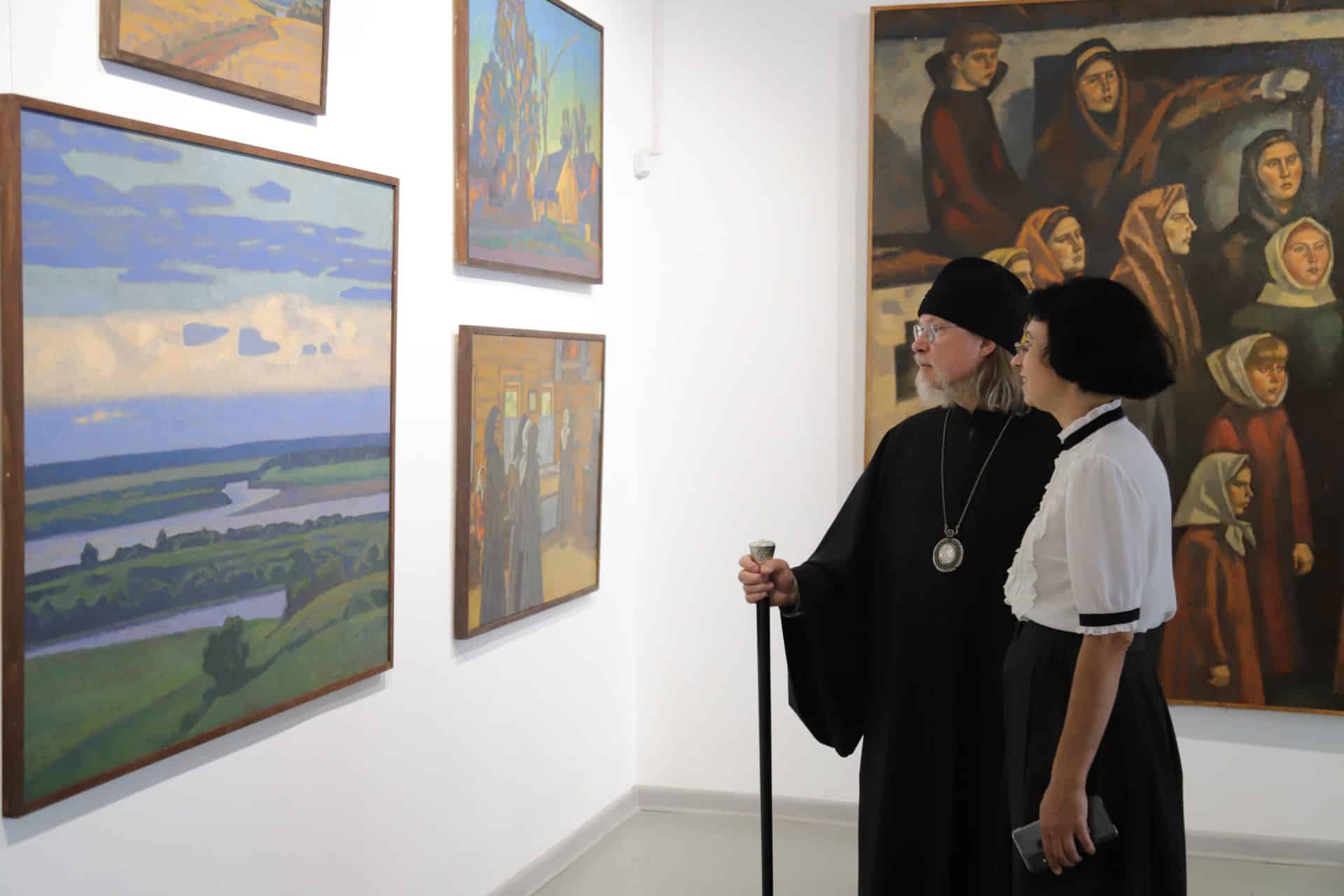 В Областном художественном музее Рязани открылась выставка Виктора Иванова  