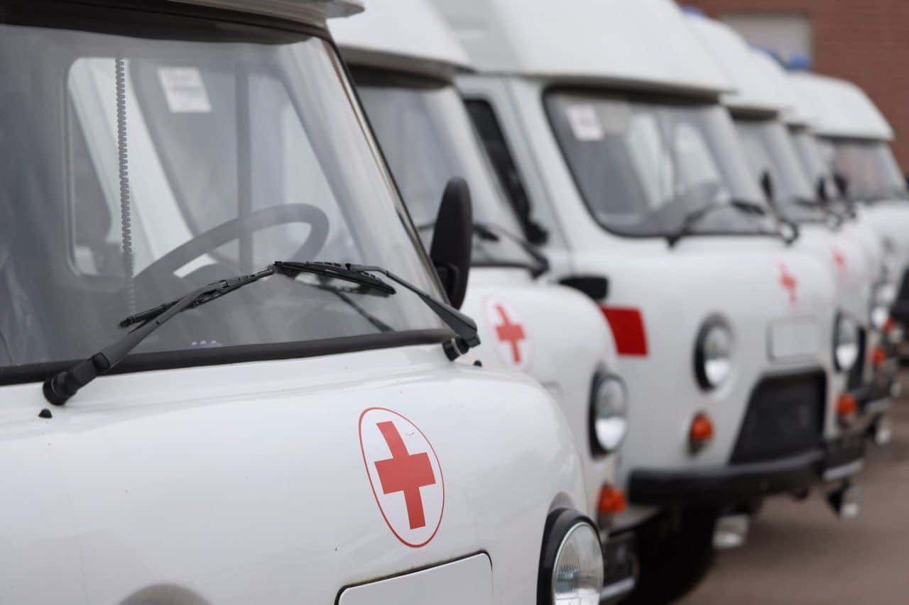 В Рязанской области автопарк районных больниц пополнят 8 новых автомобилей