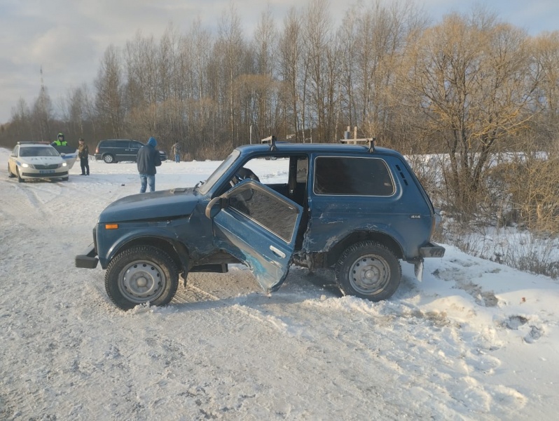 На трассе Р-132 «Золотое Кольцо» столкнулись два автомобиля, есть пострадавшие