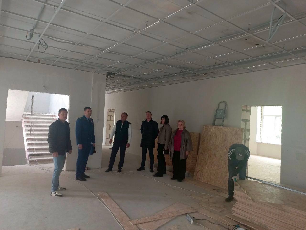 Прокуратура проверила в Рязани капремонт школы на улице Новосёлов
