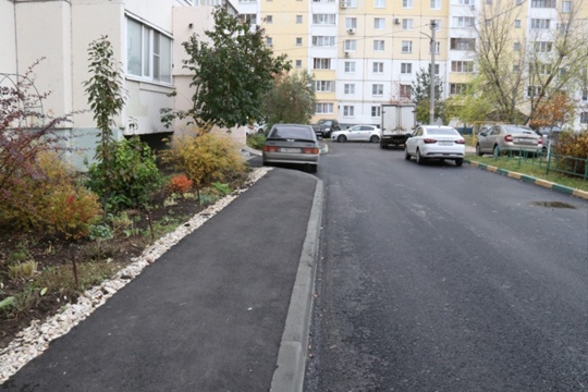 Депутаты проверили благоустройство дворов в Приокском