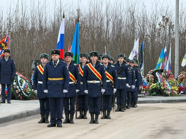 В Рязани открыли монумент "Знамя и честь"