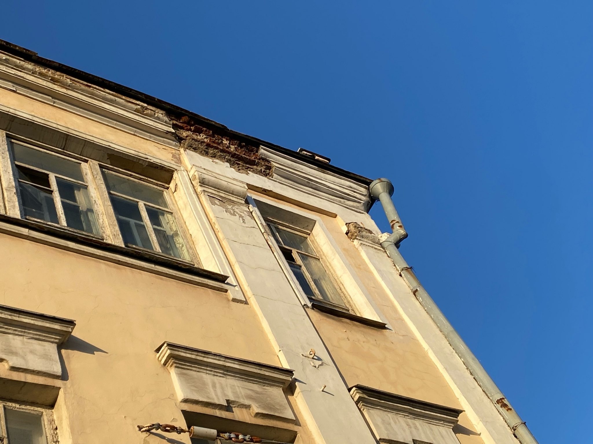 Историческое здание в центре Рязани требует ремонта