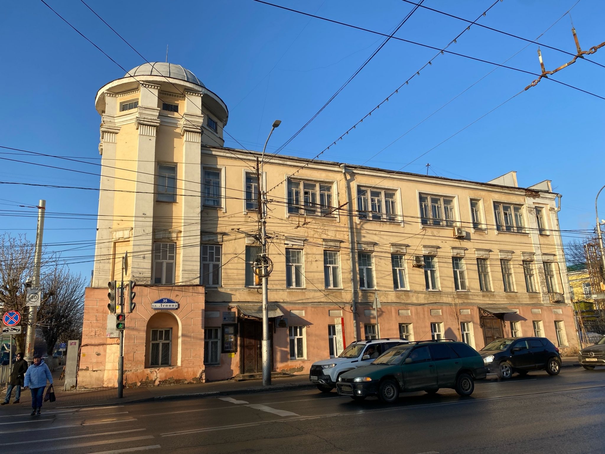 Историческое здание в центре Рязани требует ремонта