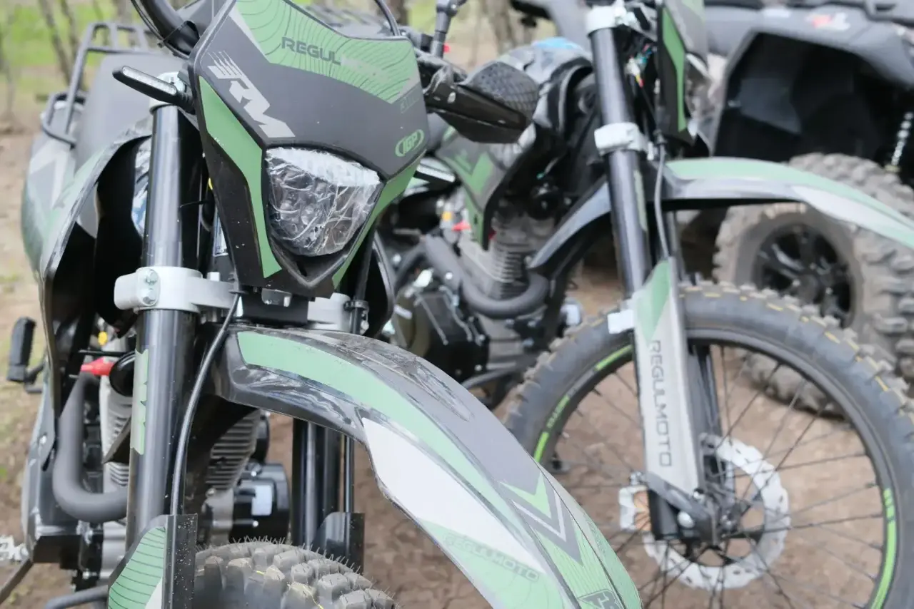 Павел Малков передал бойцам СВО технику и гуманитарную помощь