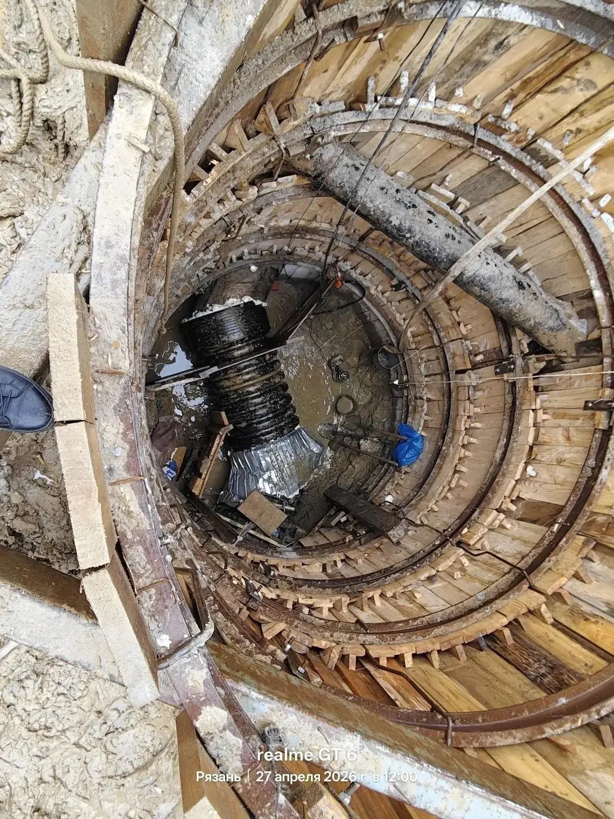 Водоканал проложил 50 м нового коллектора на Народном бульваре