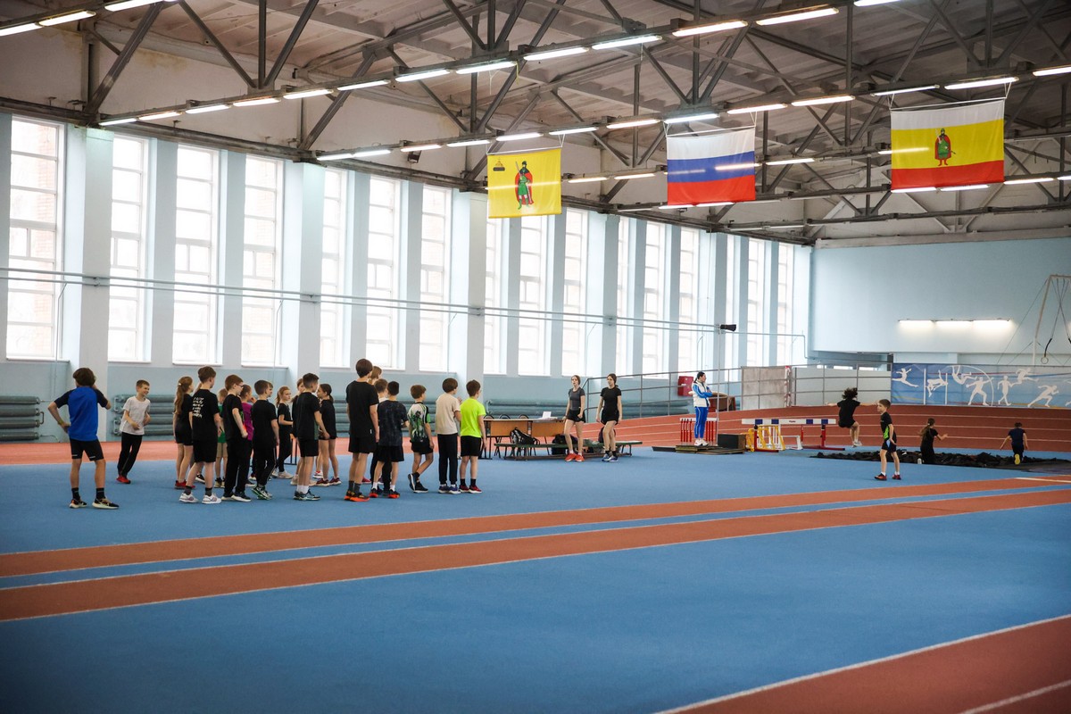 Олимпийский чемпион Нагорный оценил в Рязани новый спортзал для гимнастов