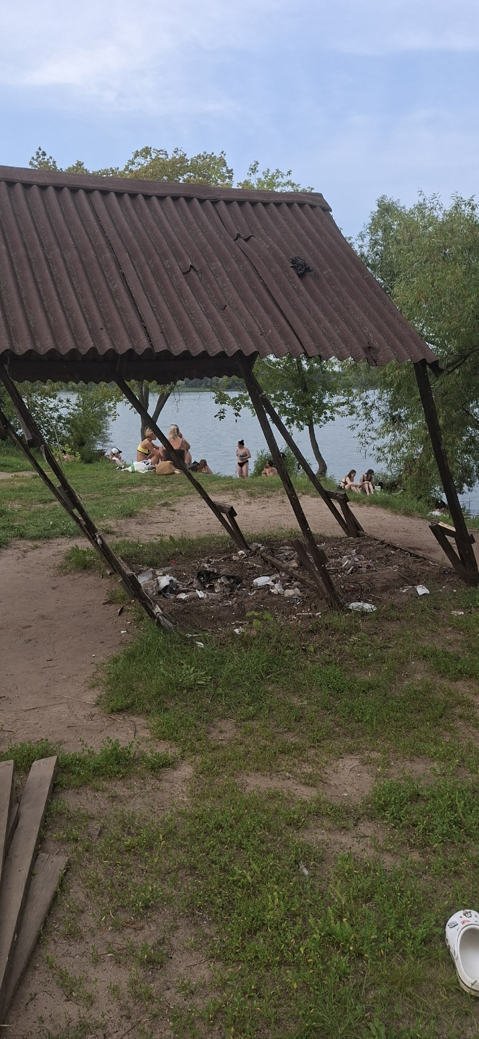 Рязанцы жалуются на грязные пляжи
